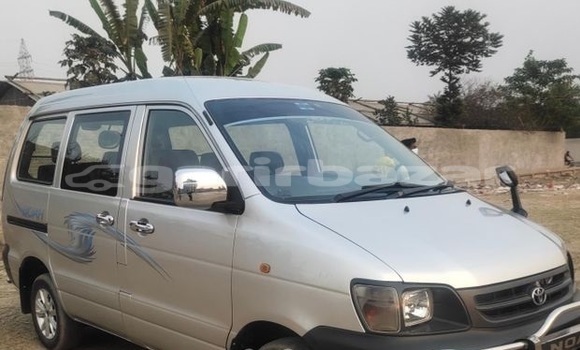 Buy Used 2006 Toyota Noah in Dhaka, Dhaka Buy Used 2006 Toyota Noah in Dhaka, Dhaka