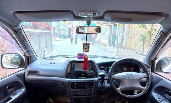 Buy Used 2006 Toyota Noah in Dhaka, Dhaka Buy Used 2006 Toyota Noah in Dhaka, Dhaka