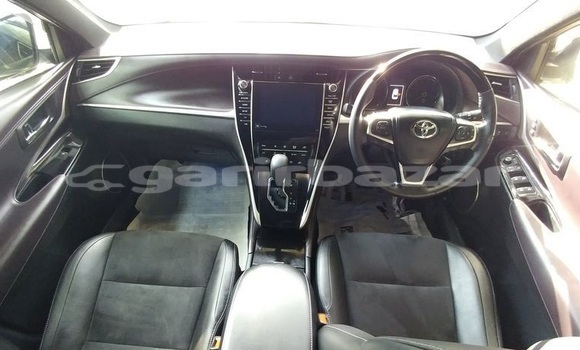 Buy Used 2016 Toyota Harrier in Dhaka, Dhaka Buy Used 2016 Toyota Harrier in Dhaka, Dhaka