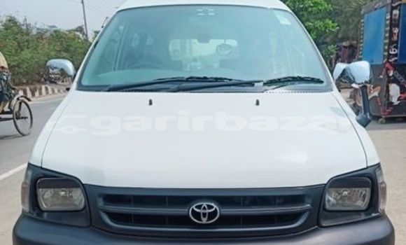 Buy Used 2006 Toyota Noah in Dhaka, Dhaka Buy Used 2006 Toyota Noah in Dhaka, Dhaka