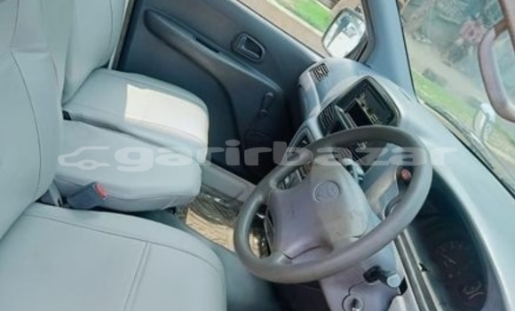 Buy Used 2006 Toyota Noah in Dhaka, Dhaka Buy Used 2006 Toyota Noah in Dhaka, Dhaka