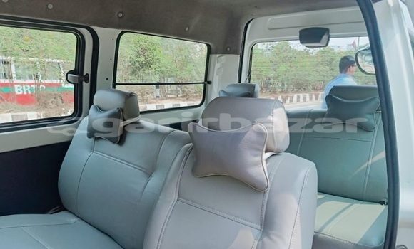 Buy Used 2006 Toyota Noah in Dhaka, Dhaka Buy Used 2006 Toyota Noah in Dhaka, Dhaka