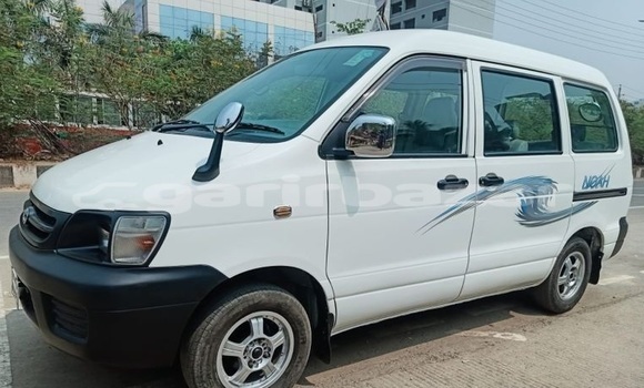 Buy Used 2006 Toyota Noah in Dhaka, Dhaka Buy Used 2006 Toyota Noah in Dhaka, Dhaka