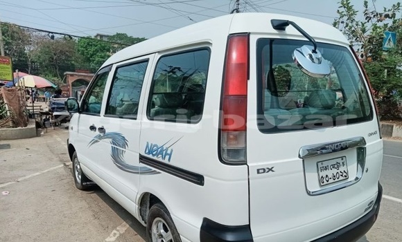 Buy Used 2006 Toyota Noah in Dhaka, Dhaka Buy Used 2006 Toyota Noah in Dhaka, Dhaka