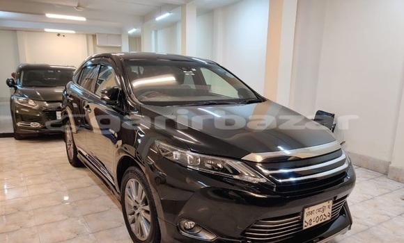 Buy Used 2014 Toyota Harrier in Dhaka, Dhaka Buy Used 2014 Toyota Harrier in Dhaka, Dhaka