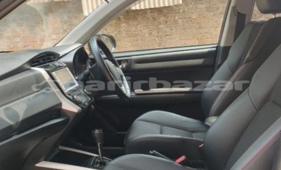 Buy Import 2016 Toyota Fielder in Dhaka, Dhaka Buy Import 2016 Toyota Fielder in Dhaka, Dhaka