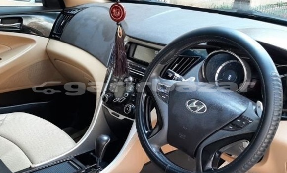 কেনা ব্যবহৃত Hyundai Sonata White গাড়ী মধ্যে ঢাকা মধ্যে Dhaka কেনা ব্যবহৃত Hyundai Sonata White গাড়ী মধ্যে ঢাকা মধ্যে Dhaka