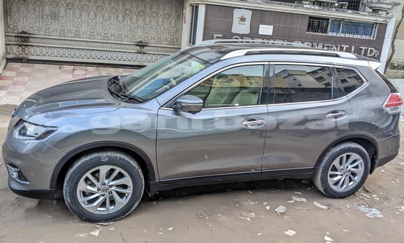 Buy Used 2016 Nissan X-Trail in Dhaka, Dhaka Buy Used 2016 Nissan X-Trail in Dhaka, Dhaka