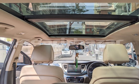 Buy Used 2016 Hyundai Tucson in Dhaka, Dhaka Buy Used 2016 Hyundai Tucson in Dhaka, Dhaka