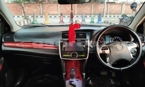 Buy Used 2011 Toyota Premio in Dhaka, Dhaka Buy Used 2011 Toyota Premio in Dhaka, Dhaka