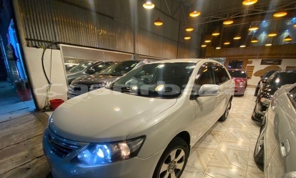 Buy Used 2010 Toyota Allion in Dhaka, Dhaka Buy Used 2010 Toyota Allion in Dhaka, Dhaka