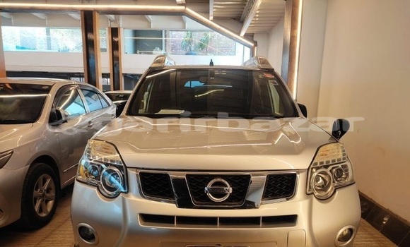 Buy Used 2011 Nissan X-Trail in Dhaka, Dhaka Buy Used 2011 Nissan X-Trail in Dhaka, Dhaka