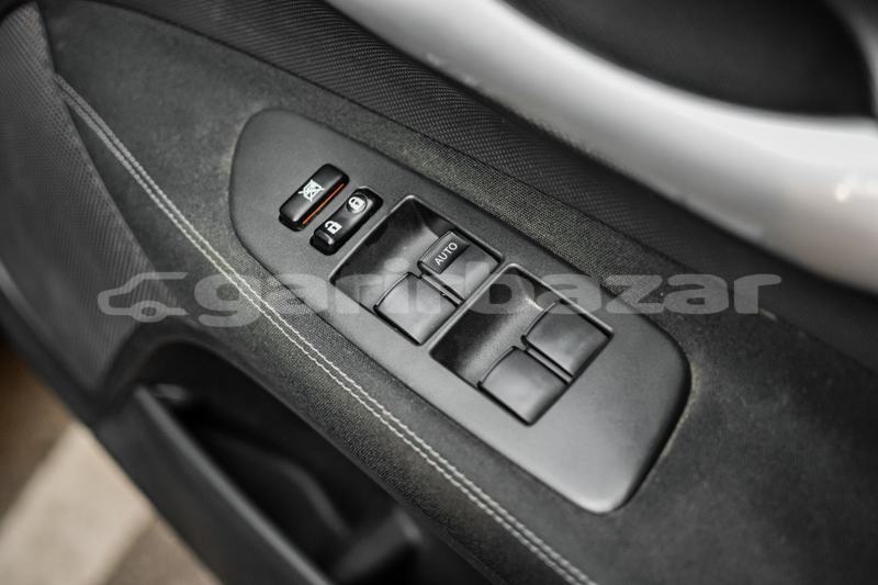 Big with watermark toyota auris dhaka dhaka 4685