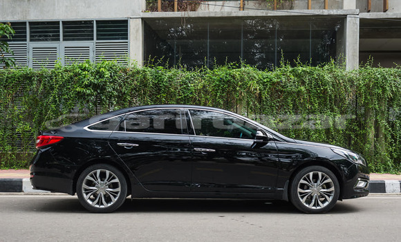 Buy Used 2016 Hyundai Sonata in Dhaka, Dhaka Buy Used 2016 Hyundai Sonata in Dhaka, Dhaka