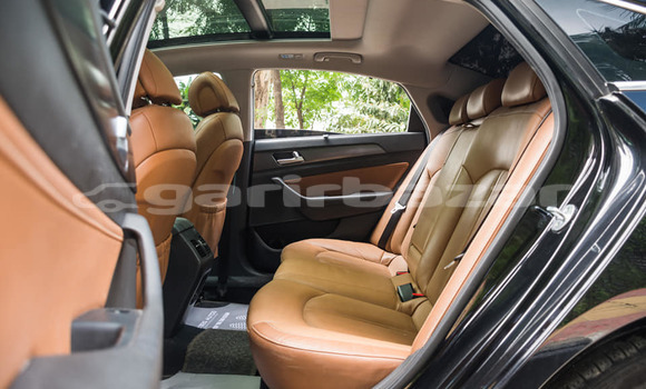 Buy Used 2016 Hyundai Sonata in Dhaka, Dhaka Buy Used 2016 Hyundai Sonata in Dhaka, Dhaka