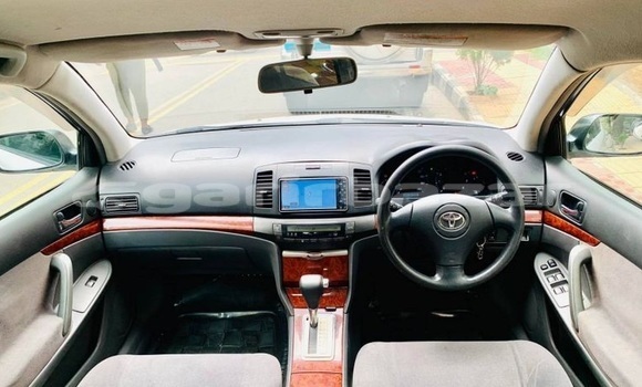 Buy Used 2004 Toyota Premio in Dhaka, Dhaka Buy Used 2004 Toyota Premio in Dhaka, Dhaka