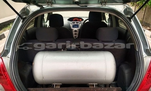Buy Used 2008 Toyota Vitz in Dhaka, Dhaka Buy Used 2008 Toyota Vitz in Dhaka, Dhaka