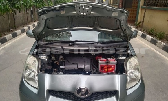 Buy Used 2008 Toyota Vitz in Dhaka, Dhaka Buy Used 2008 Toyota Vitz in Dhaka, Dhaka