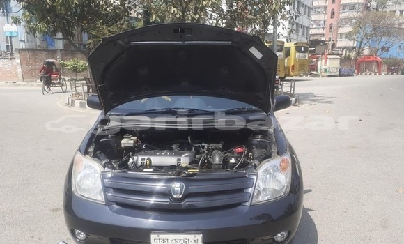 Buy Used 2004 Toyota IST in Dhaka, Dhaka Buy Used 2004 Toyota IST in Dhaka, Dhaka