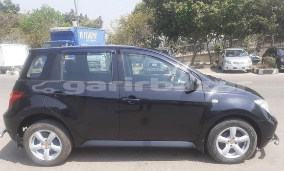 Buy Used 2004 Toyota IST in Dhaka, Dhaka Buy Used 2004 Toyota IST in Dhaka, Dhaka