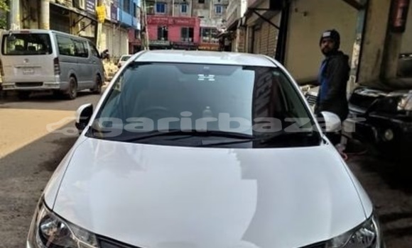 কেনা ব্যবহৃত Toyota Axio White গাড়ী মধ্যে ঢাকা মধ্যে Dhaka কেনা ব্যবহৃত Toyota Axio White গাড়ী মধ্যে ঢাকা মধ্যে Dhaka