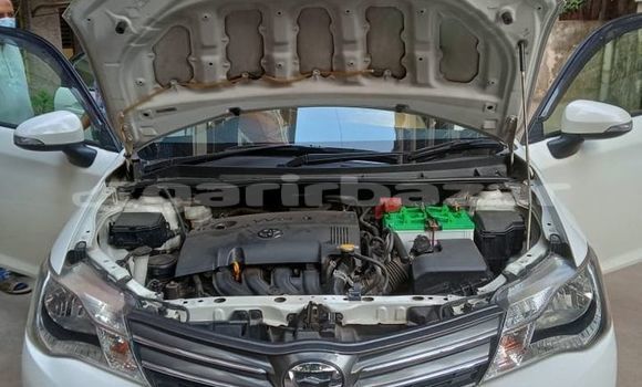 Buy Used 2013 Toyota Axio in Dhaka, Dhaka Buy Used 2013 Toyota Axio in Dhaka, Dhaka