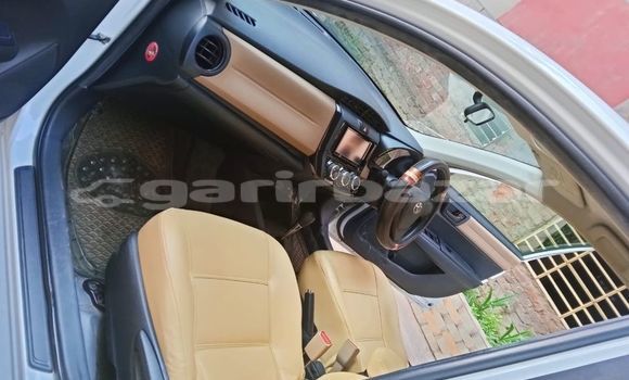 Buy Used 2013 Toyota Axio in Dhaka, Dhaka Buy Used 2013 Toyota Axio in Dhaka, Dhaka