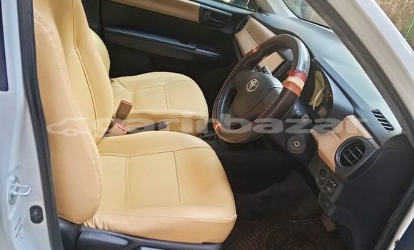 Buy Used 2013 Toyota Axio in Dhaka, Dhaka Buy Used 2013 Toyota Axio in Dhaka, Dhaka