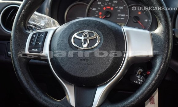 কেনা আমদানি Toyota Yaris Red গাড়ী মধ্যে ইম্পোর্ট - দুবাই মধ্যে Bandarban কেনা আমদানি Toyota Yaris Red গাড়ী মধ্যে ইম্পোর্ট - দুবাই মধ্যে Bandarban