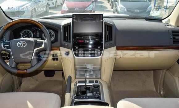 Buy Import 2018 Toyota Land Cruiser in Import - Dubai, Bandarban Buy Import 2018 Toyota Land Cruiser in Import - Dubai, Bandarban