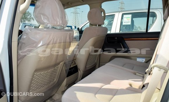 Buy Import 2018 Toyota Land Cruiser in Import - Dubai, Bandarban Buy Import 2018 Toyota Land Cruiser in Import - Dubai, Bandarban