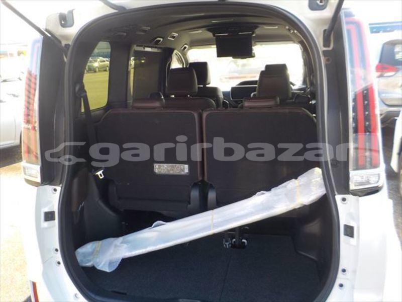 Big with watermark toyota esquire dhaka dhaka 4768