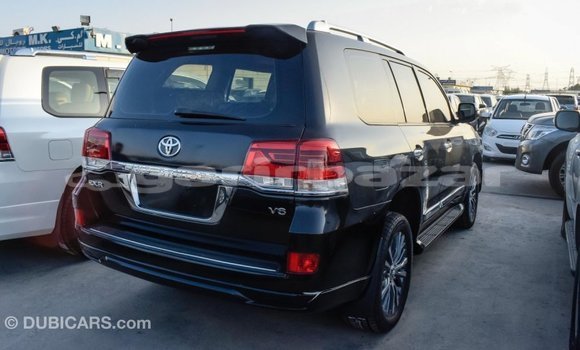 Buy Import 2015 Toyota Land Cruiser in Import - Dubai, Bandarban Buy Import 2015 Toyota Land Cruiser in Import - Dubai, Bandarban