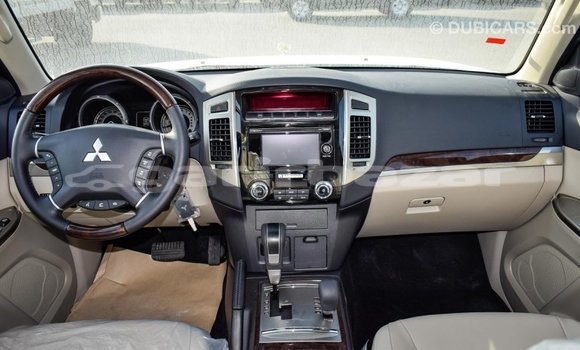 Buy Import 2018 Mitsubishi Pajero in Import - Dubai, Bandarban Buy Import 2018 Mitsubishi Pajero in Import - Dubai, Bandarban