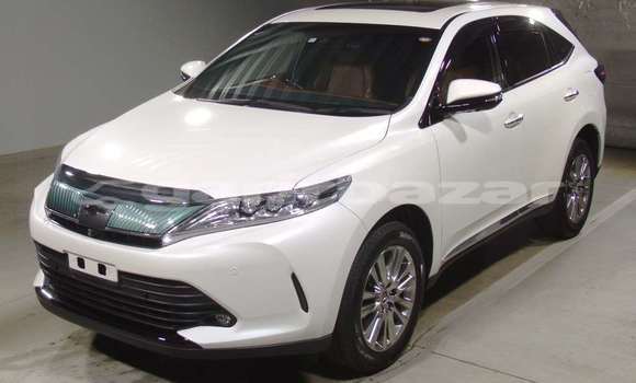 Buy Import 2019 Toyota Harrier in Dhaka, Dhaka Buy Import 2019 Toyota Harrier in Dhaka, Dhaka
