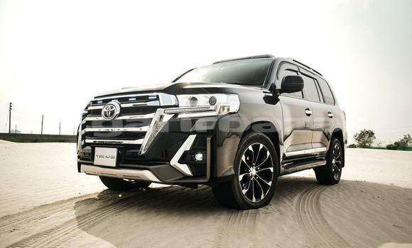 Buy Used Toyota Land Cruiser in Dhaka, Dhaka Buy Used Toyota Land Cruiser in Dhaka, Dhaka