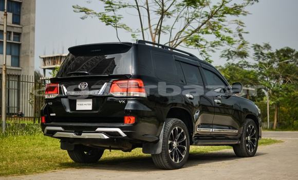 Buy Used Toyota Land Cruiser in Dhaka, Dhaka Buy Used Toyota Land Cruiser in Dhaka, Dhaka