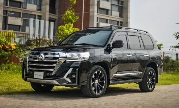 Buy Used Toyota Land Cruiser in Dhaka, Dhaka Buy Used Toyota Land Cruiser in Dhaka, Dhaka