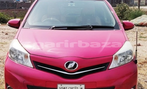 Buy Used 2011 Toyota Vitz in Dhaka, Dhaka Buy Used 2011 Toyota Vitz in Dhaka, Dhaka