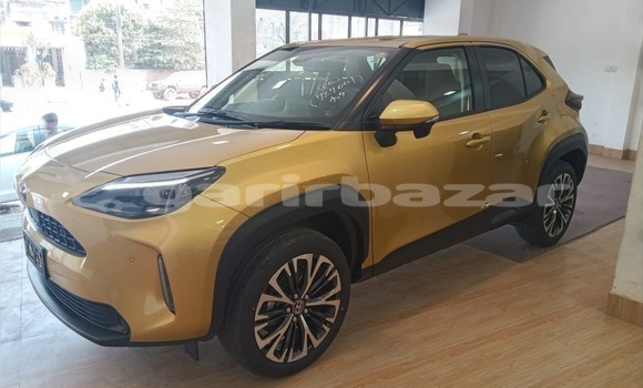 Buy Import 2021 Toyota Corolla Cross in Dhaka, Dhaka Buy Import 2021 Toyota Corolla Cross in Dhaka, Dhaka