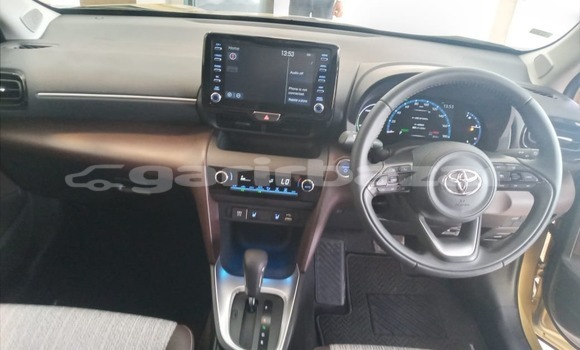 Buy Import 2021 Toyota Corolla Cross in Dhaka, Dhaka Buy Import 2021 Toyota Corolla Cross in Dhaka, Dhaka