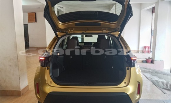 Buy Import 2021 Toyota Corolla Cross in Dhaka, Dhaka Buy Import 2021 Toyota Corolla Cross in Dhaka, Dhaka