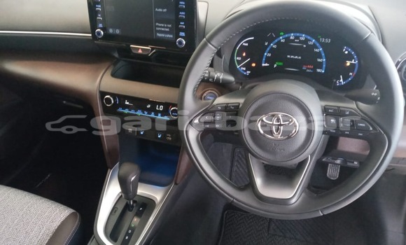 Buy Import 2021 Toyota Corolla Cross in Dhaka, Dhaka Buy Import 2021 Toyota Corolla Cross in Dhaka, Dhaka