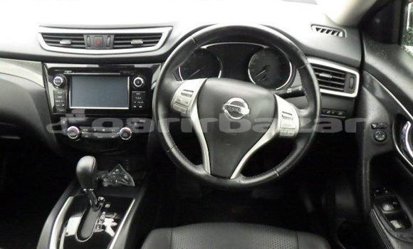 Buy Import 2016 Nissan X-Trail in Dhaka, Dhaka Buy Import 2016 Nissan X-Trail in Dhaka, Dhaka
