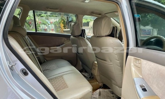 Buy Used 2006 Toyota Fielder in Dhaka, Dhaka Buy Used 2006 Toyota Fielder in Dhaka, Dhaka