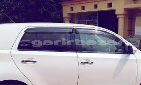 Buy Used 2011 Toyota IST in Dhaka, Dhaka Buy Used 2011 Toyota IST in Dhaka, Dhaka