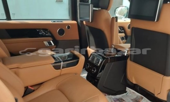 Buy Used 2019 Range Rover Range Rover in Dhaka, Dhaka Buy Used 2019 Range Rover Range Rover in Dhaka, Dhaka