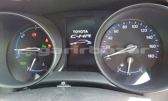 Buy Used Toyota CH-R in Dhaka, Dhaka Buy Used Toyota CH-R in Dhaka, Dhaka