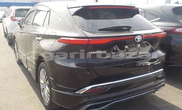 Buy Used 2021 Toyota Harrier in Dhaka, Dhaka Buy Used 2021 Toyota Harrier in Dhaka, Dhaka
