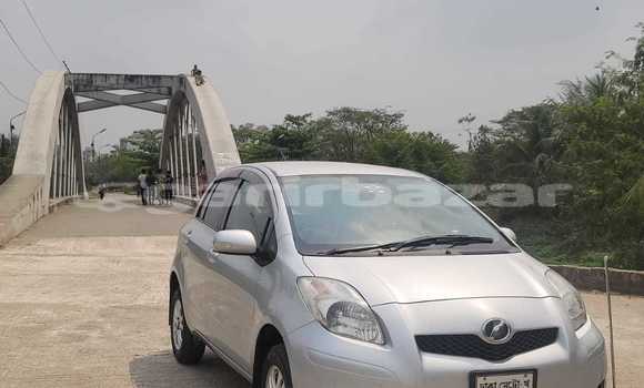 কেনা ব্যবহৃত Toyota Vitz Silver গাড়ী মধ্যে ঢাকা মধ্যে Dhaka কেনা ব্যবহৃত Toyota Vitz Silver গাড়ী মধ্যে ঢাকা মধ্যে Dhaka